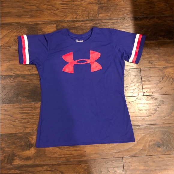 Under Armour Tops - ♥️Under armour tee